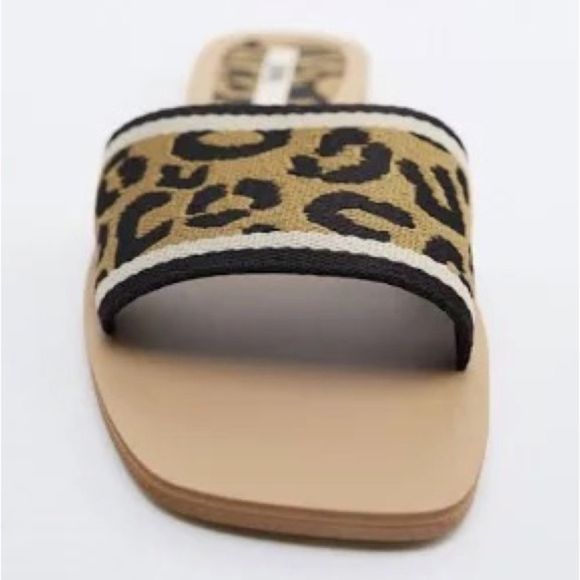 ZARA ANIMAL PRINT FLAT SANDALS - Picture 8 of 13